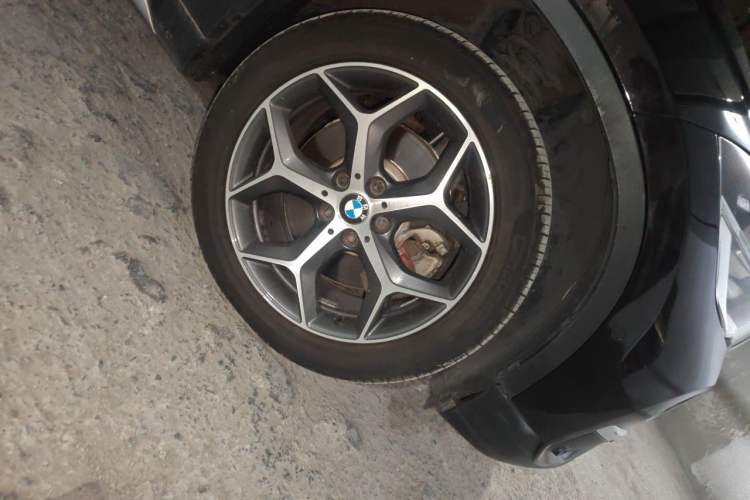 Used BMW X1 2016 sDrive20Li Luxury Model Right Front Wheel Hub