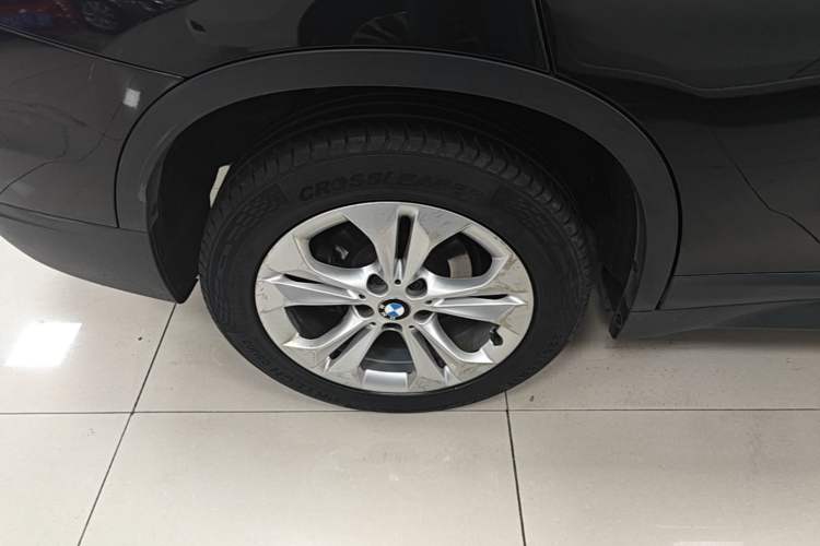 Used BMW X1 2016 sDrive18Li Premium Edition Right Rear Wheel Hub