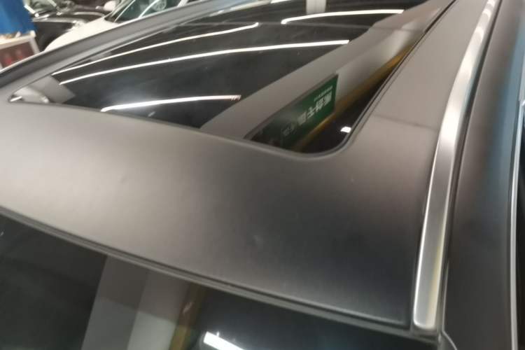 Used BMW X1 2016 sDrive20Li Luxury Model Roof