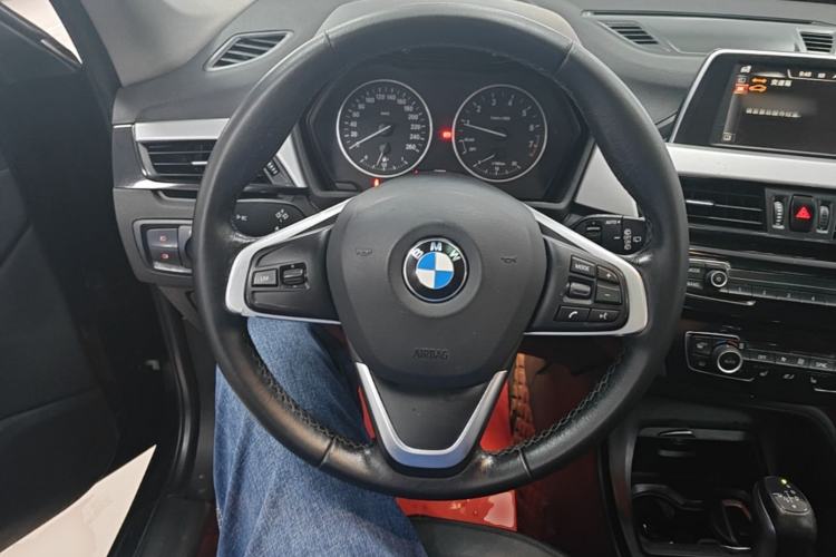 Used BMW X1 2016 sDrive18Li Premium Edition Steering Wheel