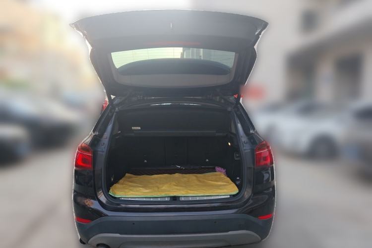 Used BMW X1 2016 sDrive18Li Fashion Model Trunk