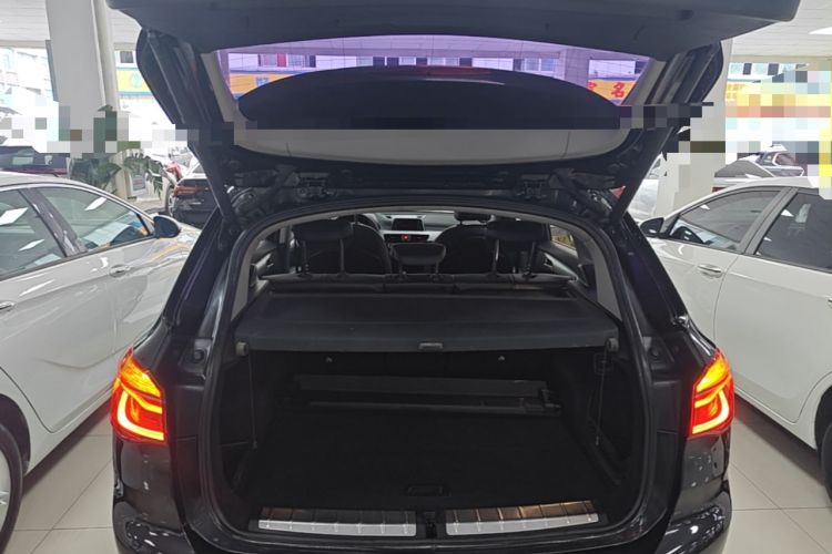 Used BMW X1 2016 sDrive18Li Premium Edition Trunk