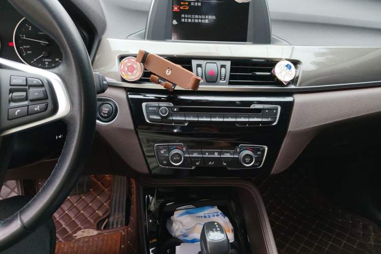 Used BMW X1 2016 sDrive20Li Luxury Model Audio And AC Panel