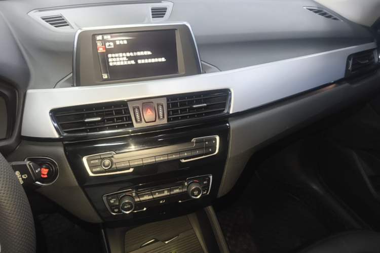 Used BMW X1 2016 sDrive18Li Fashion Model Audio And AC Panel