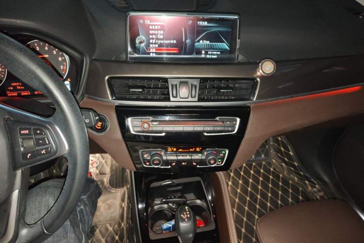 Used BMW X1 2016 xDrive20Li Luxury Model Audio And AC Panel