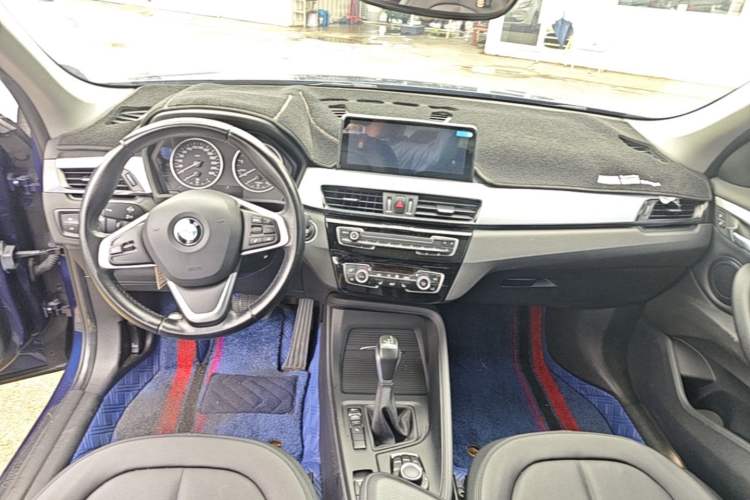 Used BMW X1 2016 sDrive18Li Premium Edition Center Console