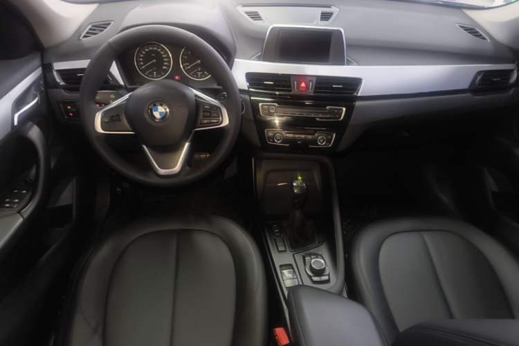 Used BMW X1 2016 sDrive18Li Fashion Model Center Console