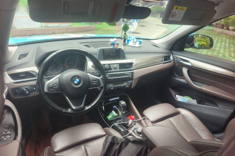 Used BMW X1 2016 sDrive18Li Luxury Model Center Console