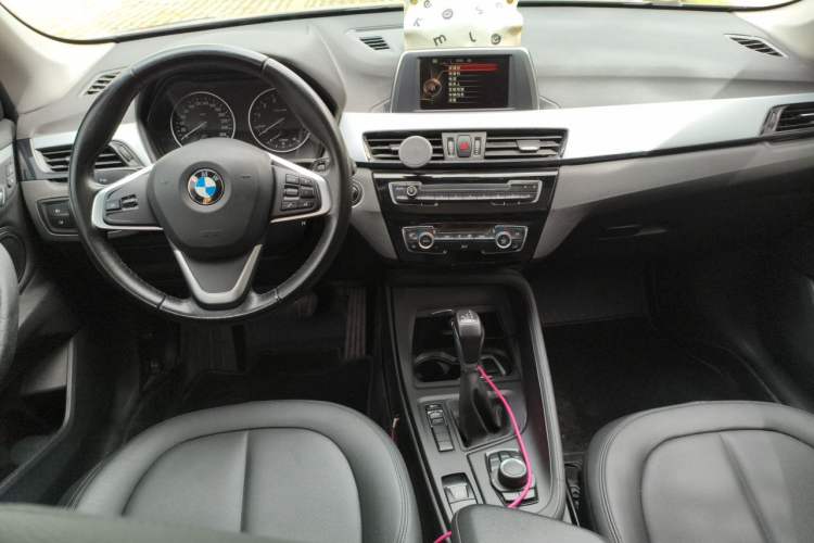 Used BMW X1 2016 sDrive18Li Fashion Model Center Console