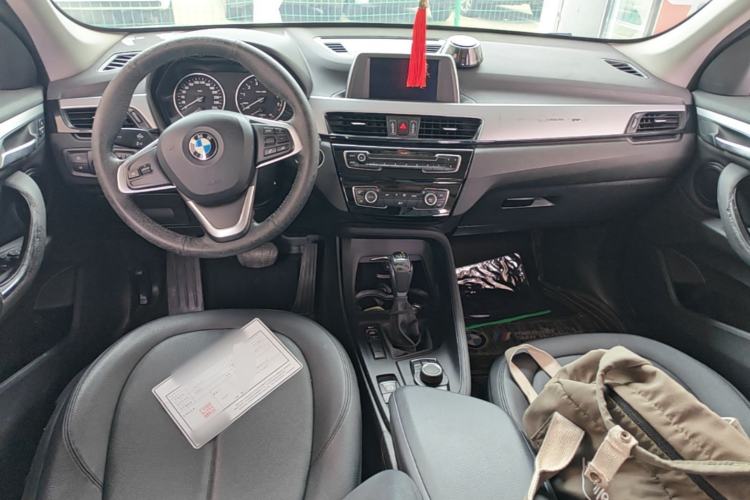 Used BMW X1 2016 sDrive18Li Fashion Model Center Console