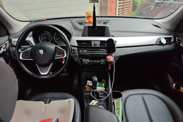 Used BMW X1 2016 sDrive18Li Premium Edition Center Console