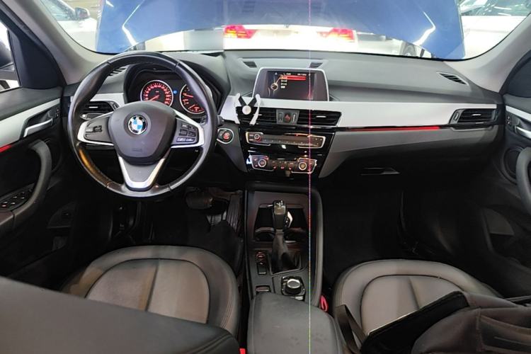 Used BMW X1 2016 sDrive18Li Premium Edition Center Console