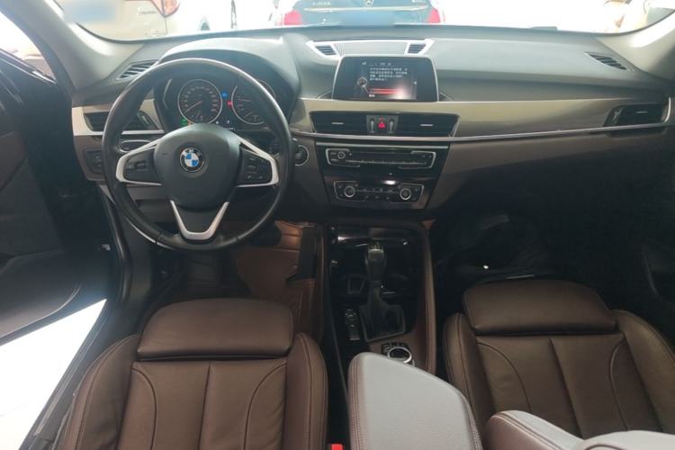 Used BMW X1 2016 sDrive20Li Luxury Model Center Console