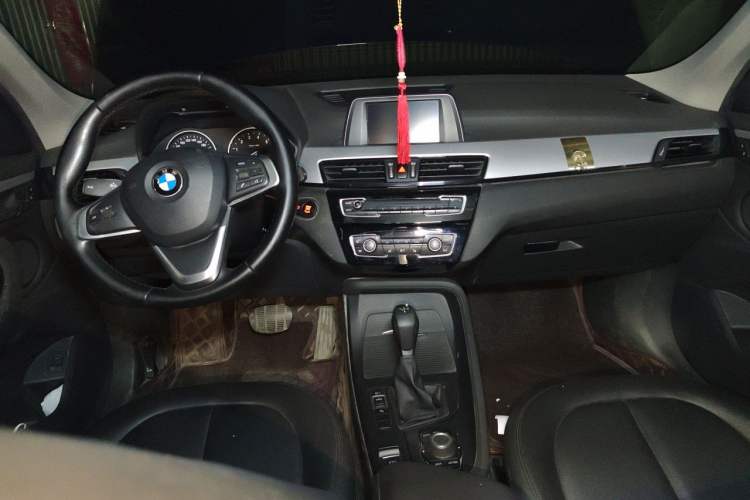 Used BMW X1 2016 sDrive18Li Fashion Model Center Console