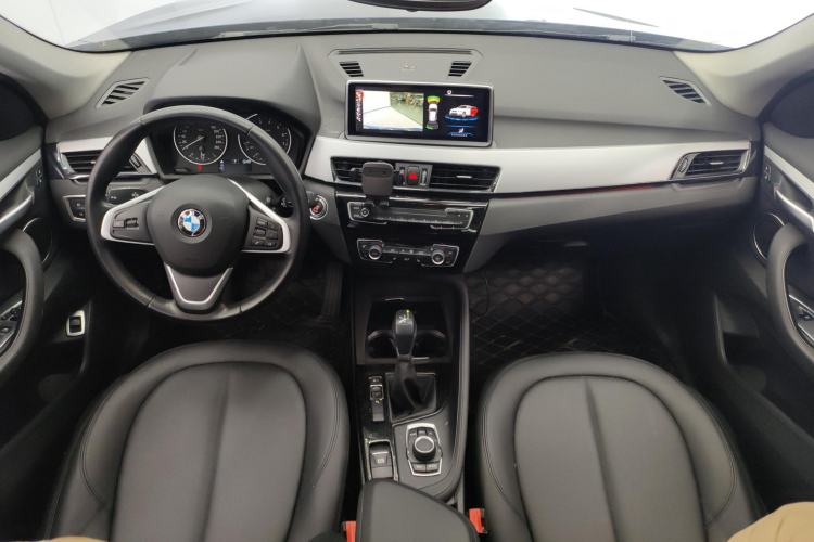 Used BMW X1 2016 sDrive18Li Premium Edition Center Console
