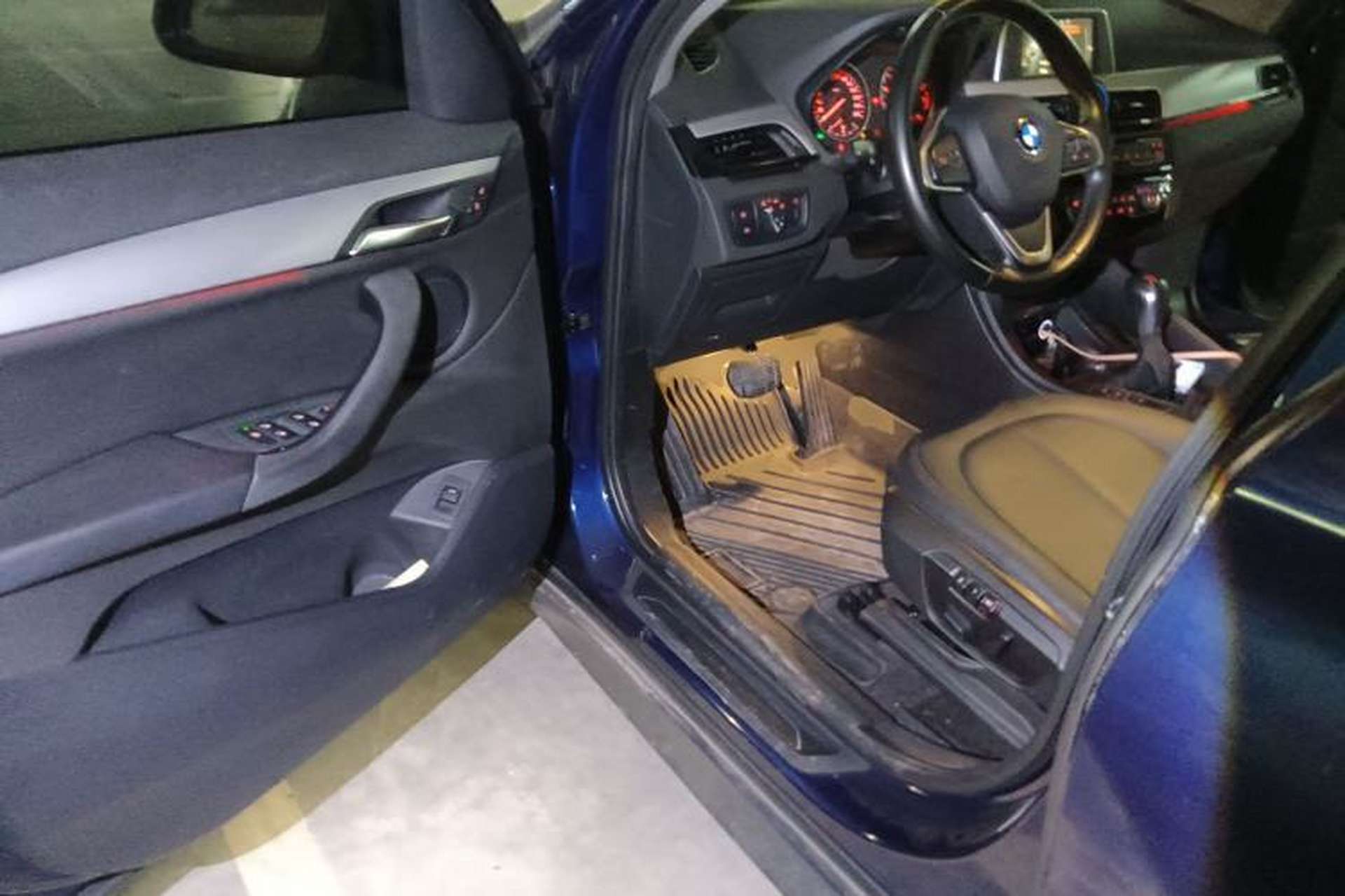 Used BMW X1 2016 sDrive18Li Premium Edition Driver Seat