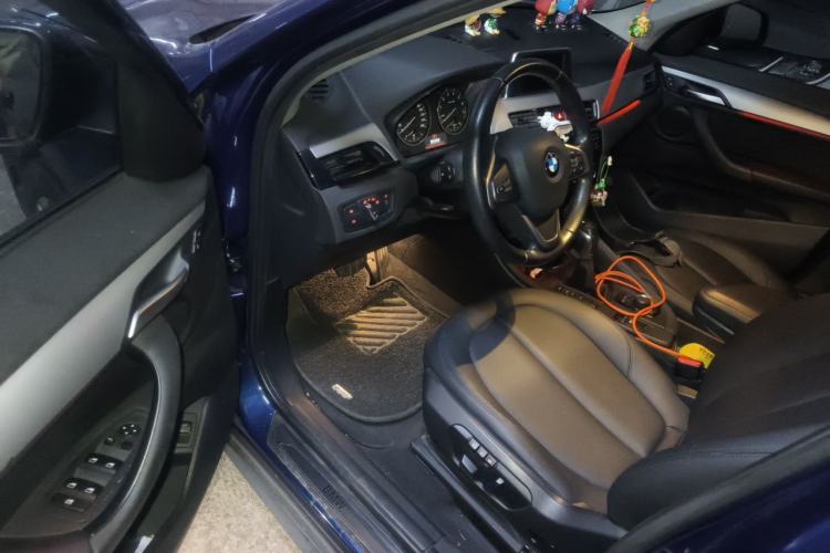 Used BMW X1 2016 sDrive18Li Premium Edition Driver Seat