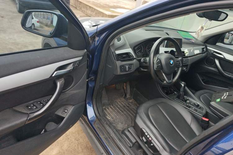 Used BMW X1 2016 sDrive18Li Premium Edition Driver Seat
