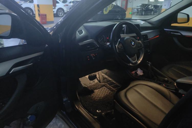 Used BMW X1 2016 sDrive18Li Premium Edition Driver Seat