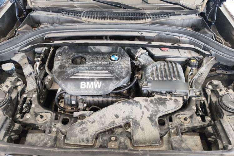 Used BMW X1 2016 sDrive18Li Fashion Model Engine Bay
