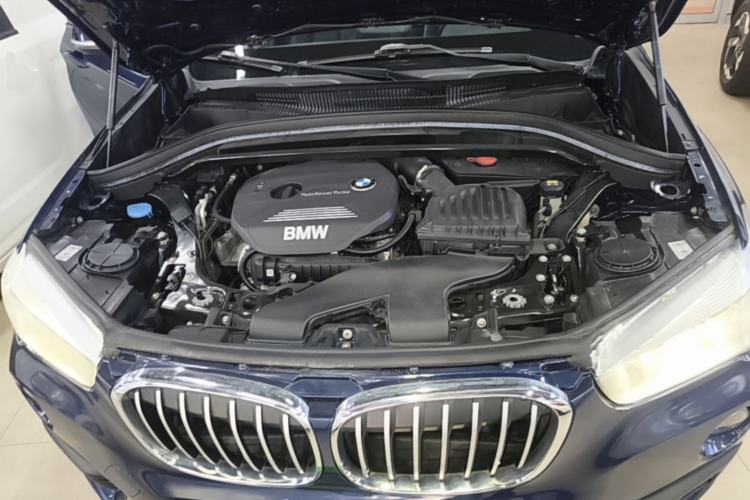 Used BMW X1 2016 sDrive18Li Fashion Model Engine Bay