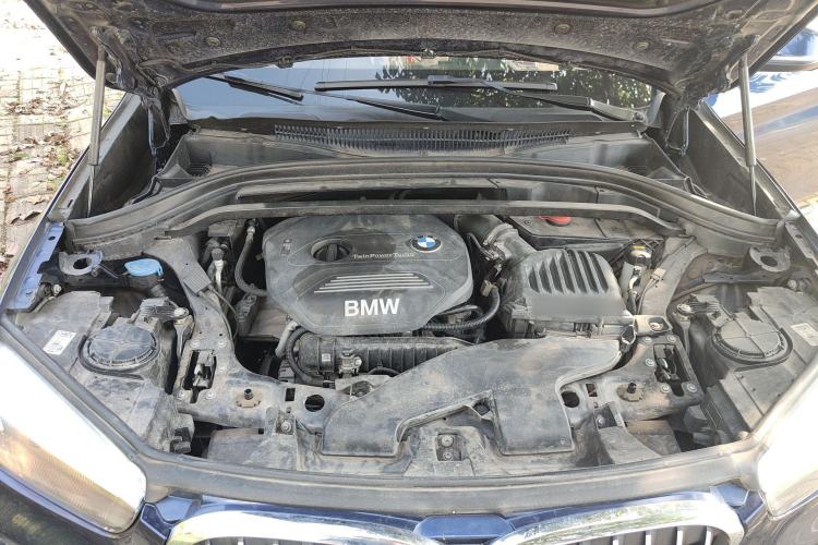 Used BMW X1 2016 sDrive18Li Fashion Model Engine Bay
