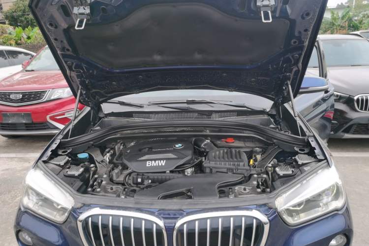 Used BMW X1 2016 sDrive18Li Premium Edition Engine Bay