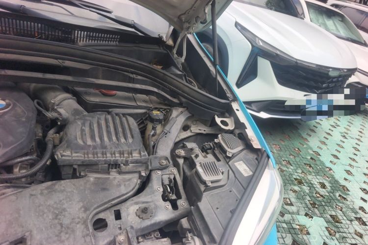 Used BMW X1 2016 sDrive18Li Luxury Model Engine Bay Left