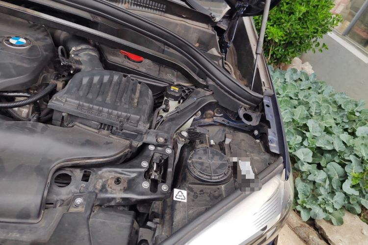 Used BMW X1 2016 sDrive18Li Fashion Model Engine Bay Left