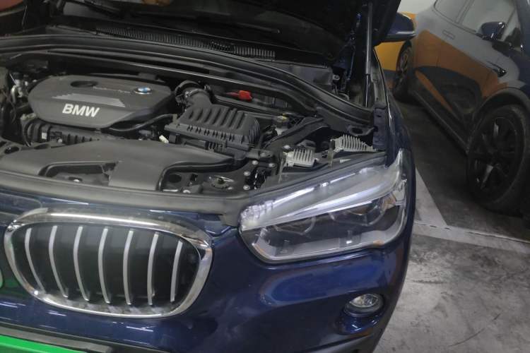Used BMW X1 2016 sDrive18Li Premium Edition Engine Bay Left