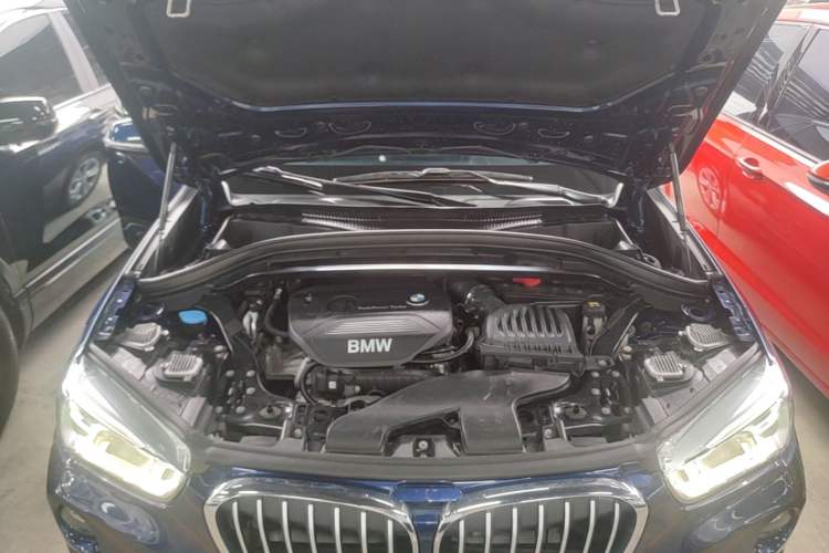 Used BMW X1 2016 sDrive18Li Premium Edition Engine Bay