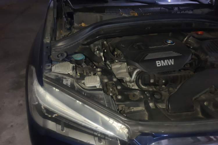 Used BMW X1 2016 sDrive18Li Premium Edition Engine Bay Right
