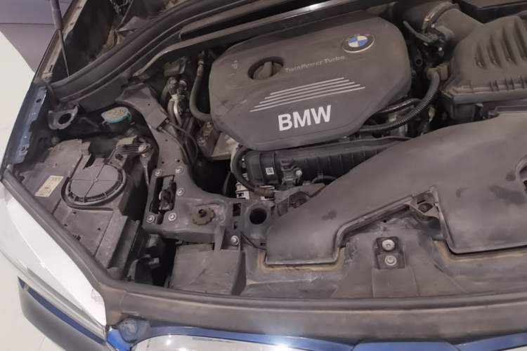 Used BMW X1 2016 sDrive18Li Fashion Model Engine Bay Right