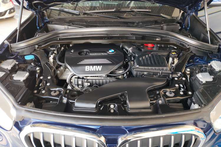 Used BMW X1 2016 sDrive18Li Premium Edition Engine Bay