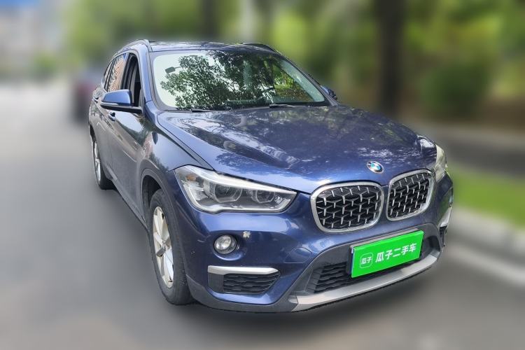 Used BMW X1 2016 sDrive18Li Fashion Model Front Right 45 Deg