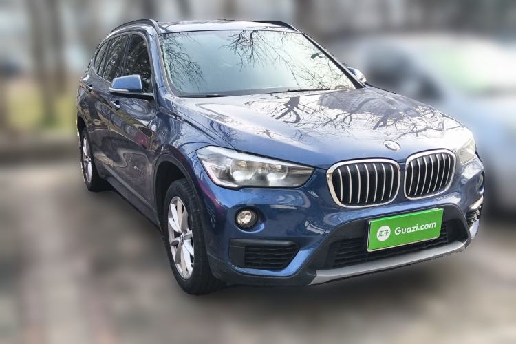 Used BMW X1 2016 sDrive18Li Fashion Model Front Right 45 Deg