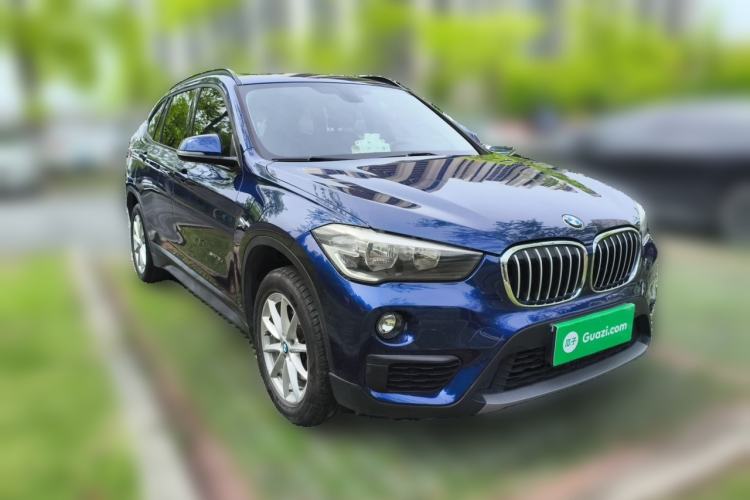 Used BMW X1 2016 sDrive18Li Fashion Model Front Right 45 Deg