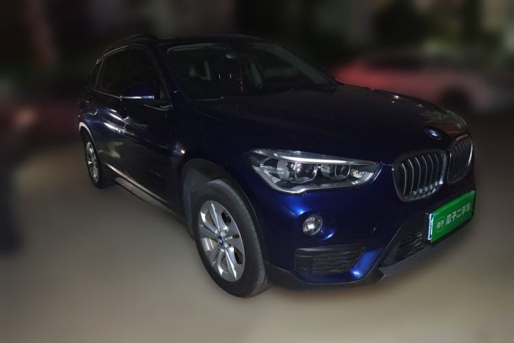 Used BMW X1 2016 sDrive18Li Fashion Model Front Right 45 Deg