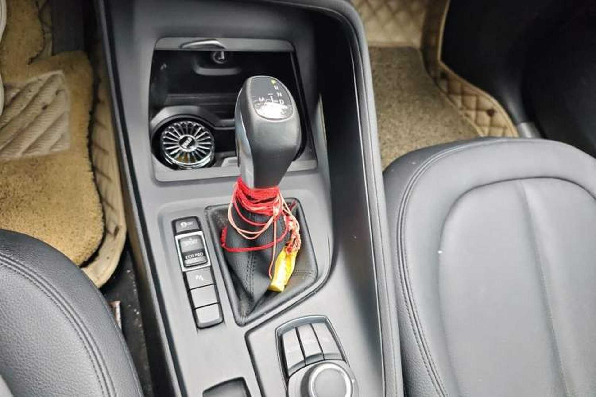 Used BMW X1 2016 sDrive18Li Premium Edition Gear Lever