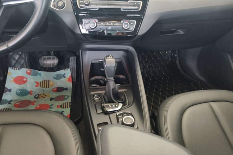 Used BMW X1 2016 sDrive18Li Fashion Model Gear Lever