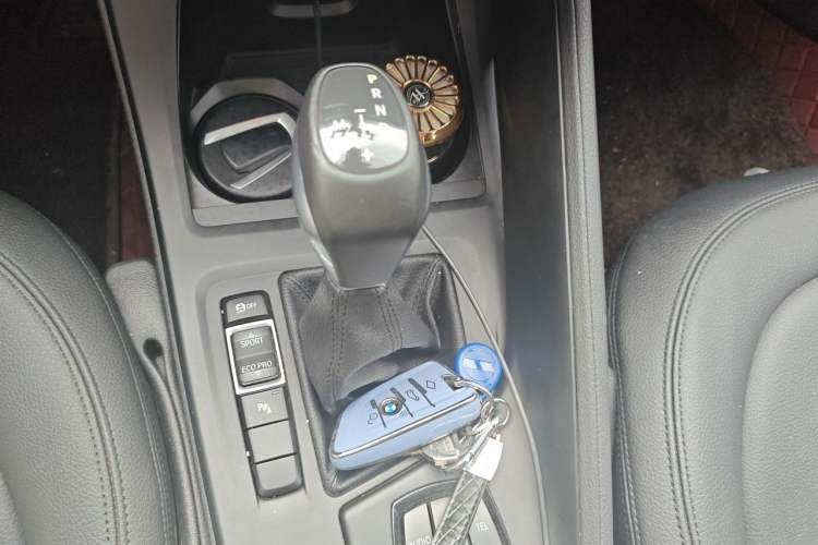 Used BMW X1 2016 sDrive18Li Premium Edition Gear Lever