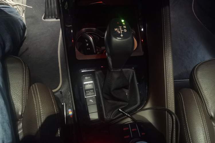 Used BMW X1 2016 sDrive20Li Luxury Model Gear Lever