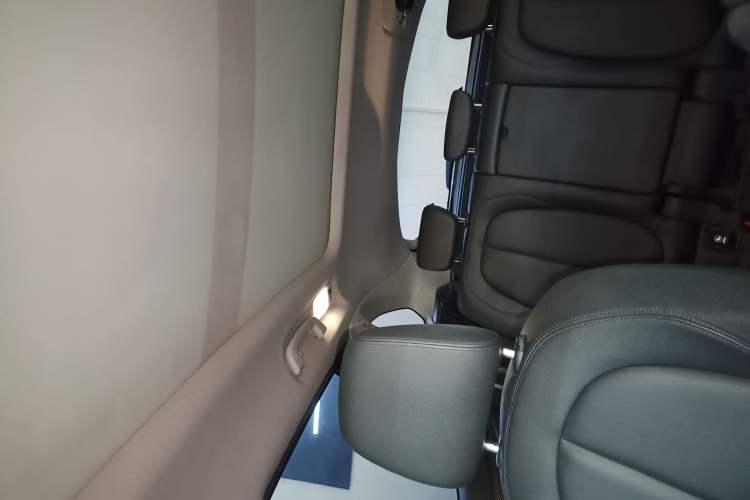 Used BMW X1 2016 sDrive18Li Fashion Model Headliner
