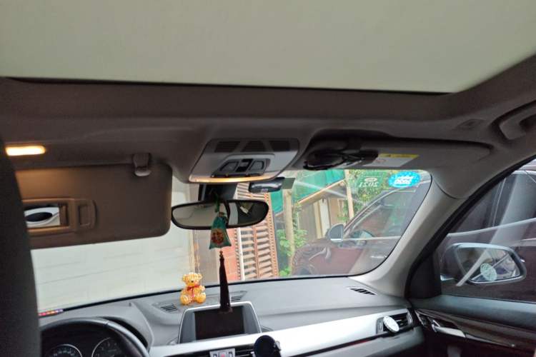Used BMW X1 2016 sDrive18Li Premium Edition Headliner