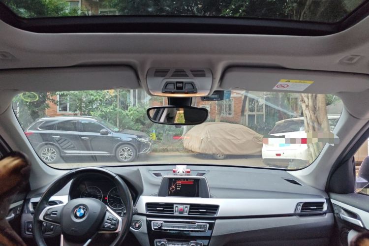 Used BMW X1 2016 sDrive18Li Premium Edition Headliner