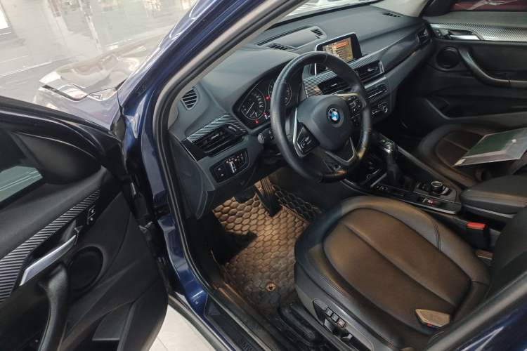Used BMW X1 2016 sDrive18Li Fashion Model Interior 3