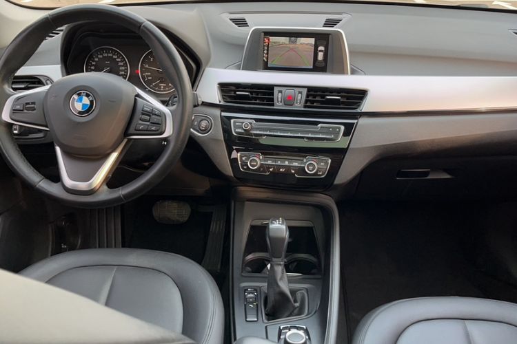 Used BMW X1 2016 sDrive18Li Premium Edition Interior 5