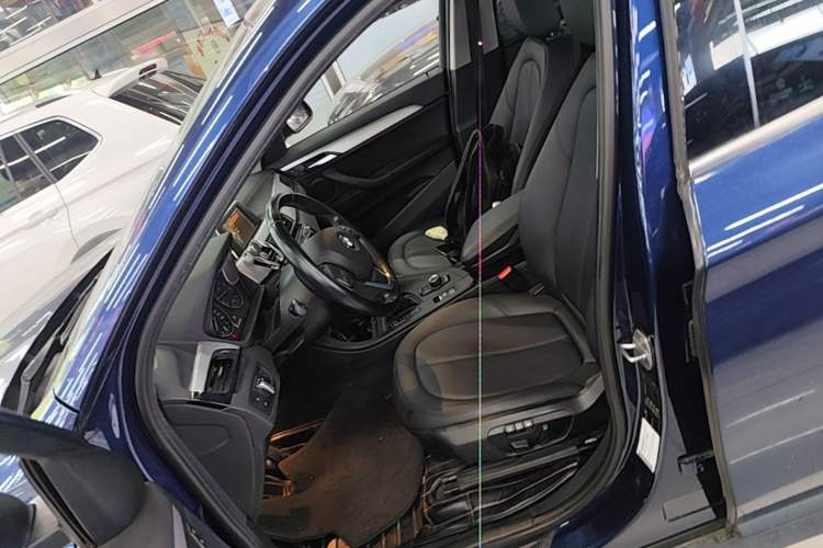 Used BMW X1 2016 sDrive18Li Premium Edition Left Front Seat