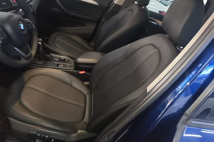 Used BMW X1 2016 sDrive18Li Fashion Model Left Front Seat