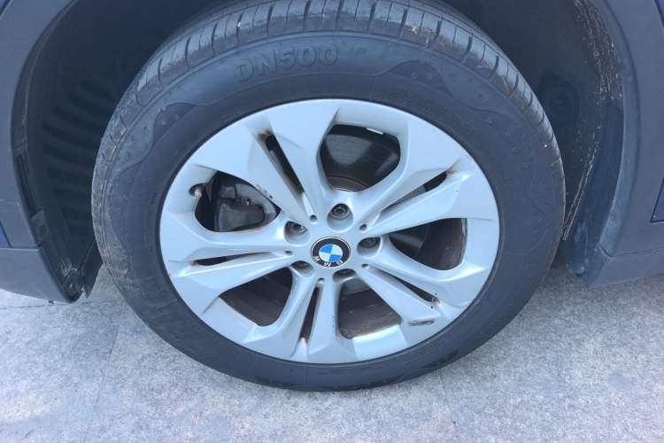 Used BMW X1 2016 sDrive18Li Premium Edition Left Front Wheel Hub